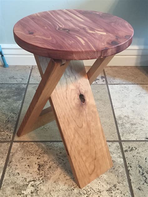 Folding stool made of Cedar and Cherry woods | Wood bench plans, Pallet