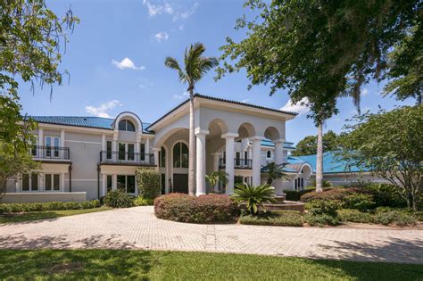 Shaquille Oneal Leaves Orlando Again Puts Isleworth Mansion Up For