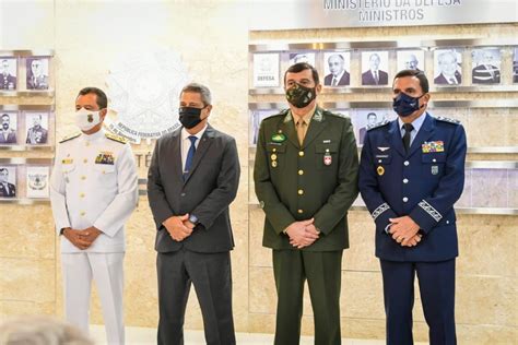 Ministro Da Defesa Anuncia Novos Comandantes Das Forças Armadas Mara Paraguassu