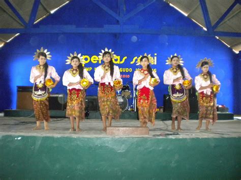 Maybe you would like to learn more about one of these? Pentas Seni | EKSKUL SMP NEGERI 1 GUDO