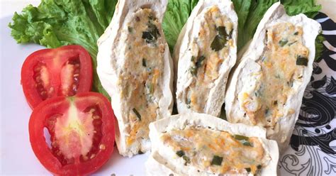 It is filled with tofu and diced carrot, lightly seasoned and deep fried. 782 resep bakso tahu kukus enak dan sederhana - Cookpad