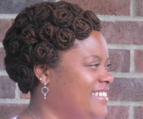 25 Sensational Pin Curls On Black Hair