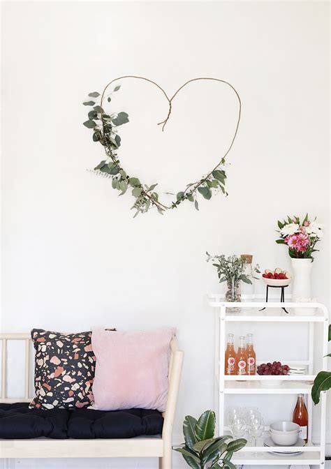Diy Greenery Heart Backdrop The Merrythought