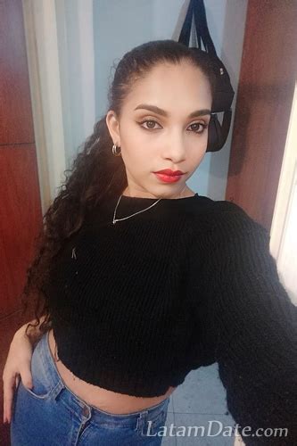 profile of leidy 27 years old from medellin colombia single latina