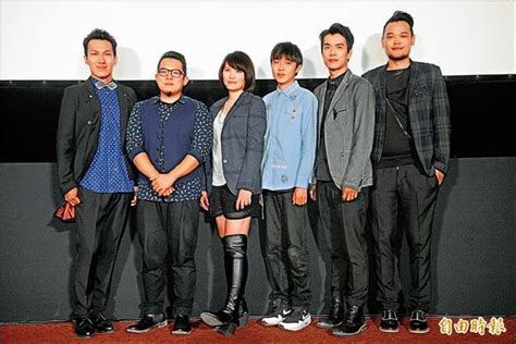He is best known for his song big fish, which has won 8 awards. 蘇打綠冬未了 青峰霸喊最超值 - 自由娛樂