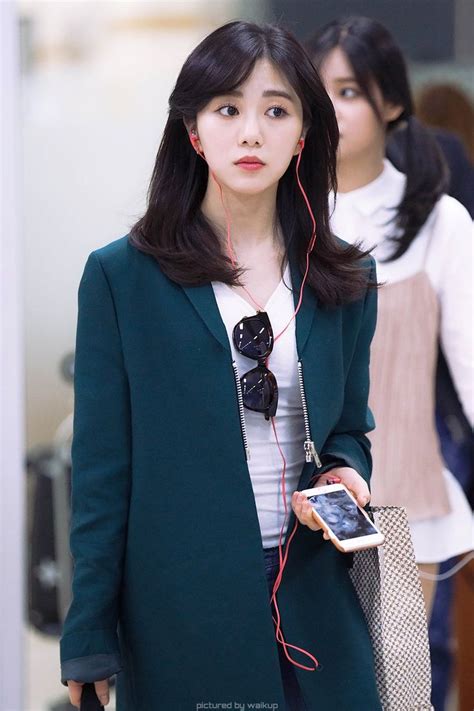 She left the group in may 2019 after the end of her contract. 212 best AOA Mina images on Pinterest | Angel, Angels and ...