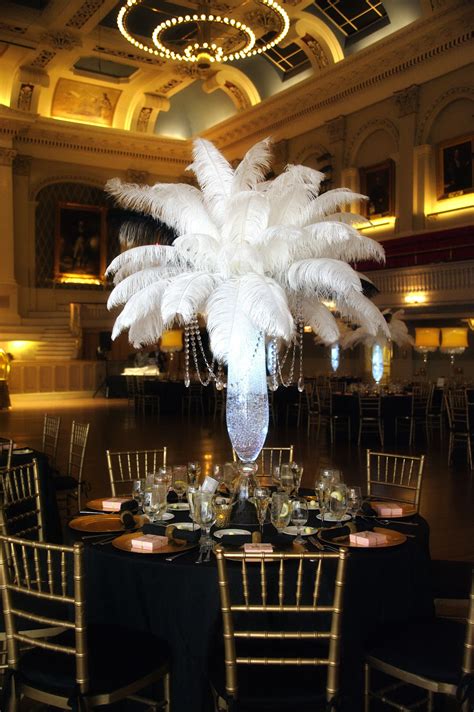 Amazing Feather Centerpieces From This Vintage Style Wedding Mechhall