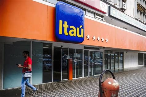 Hause do momentro angolano d 2021 : Itaú decide prorrogar Home Office até final de janeiro de 2021 - Michel Telles | Farol da Bahia