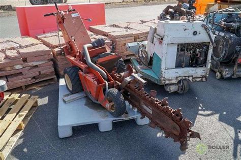 Ditch Witch 1010 W R Walk Behind Trencher Gas Inoperable Roller
