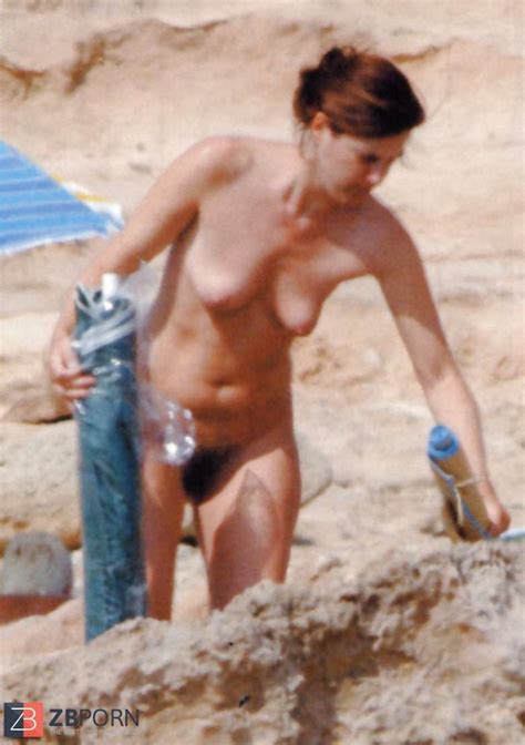 Sveva Sagramola Italian Journalist Bare On The Beach My Xxx Hot Girl