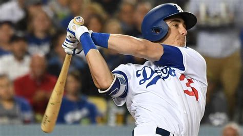 Dodgers Cody Bellinger Sets Nl Rookie Home Run Record With 39th Abc7