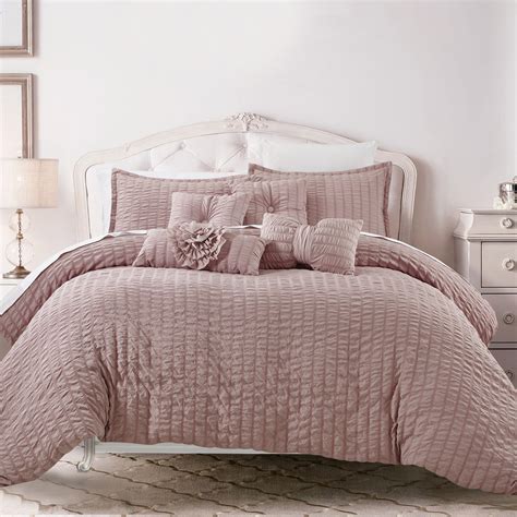 From traditional wood beds and modern, upholstered headboards to nightstands, dressers, chests and mirrors master bedroom sets. HGMart Bedding Comforter Set Bed In A Bag - 7 Piece Luxury ...