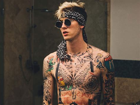 See more of machine gun kelly on facebook. Machine Gun Kelly's Crew Beats Up Actor Who Harassed Him ...