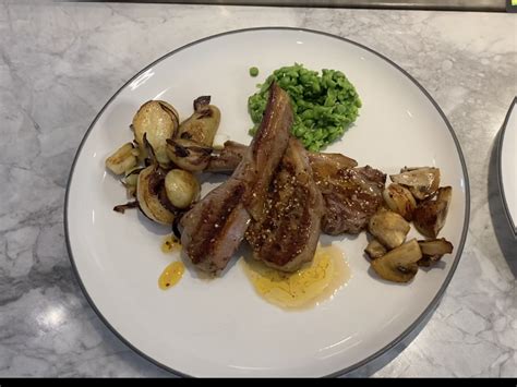 We did not find results for: Gordon's 10 Minute Lamb Chops » Gordon Ramsay.com