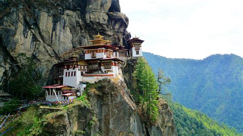 Tiger S Nest Paro Taktsang Paro Valley Bhutan X R Castles