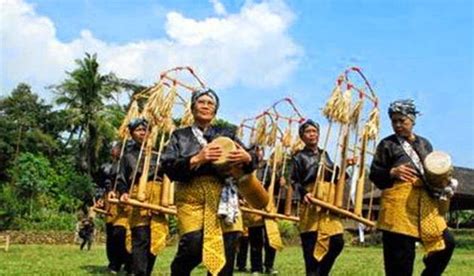 Inilah Tentang Suku Sunda Kebudayaan Sejarah Adat Istiadat Dan