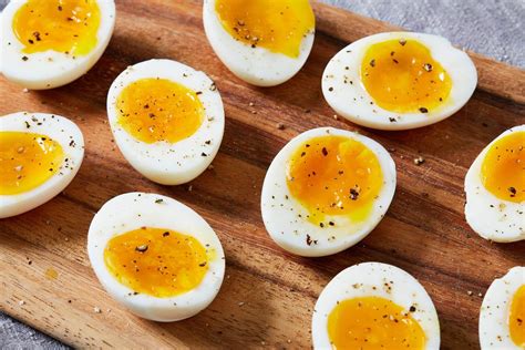 Soft Boiled Eggs Recipe Easy To Peel Thefoodxp