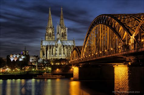 Der kölner dom ist die schönstekathedrale in köln von einem autofreien platz umgeben. der Dom zu Köln am Rhein ... meine neuste Version Foto ...