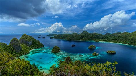 Indonesia Tropical Islands Mountain Landscape Wallpapers Hd 2560x1440
