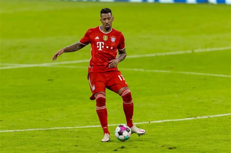bayern munich s jérôme boateng considering options to return to england amid arsenal chelsea