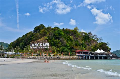 Compara opiniones y encuentra ofertas de hoteles en con hoteles skyscanner. Day 67 | Pantai Cenang, Palau Langkawi, Malaysia - The ...