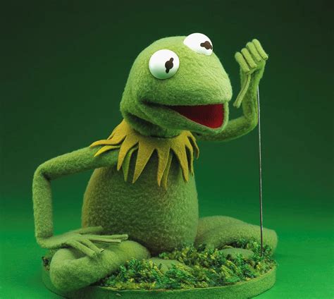 Dia To Display Jim Hensons Kermit The Frog Puppet And Original Howdy