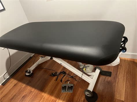 earthlite ellora massage table chirocom