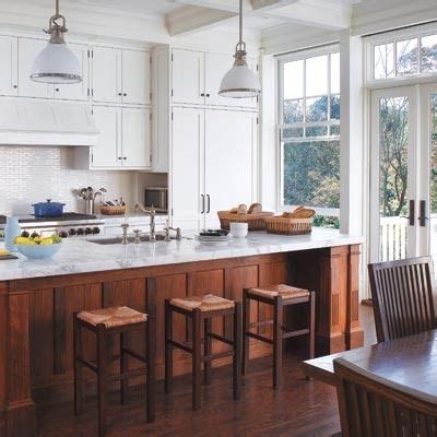Natural woods make the highest quality kitchen cabinets by far. 10 Inspiring Kitchens with Wood Cabinets and White ...