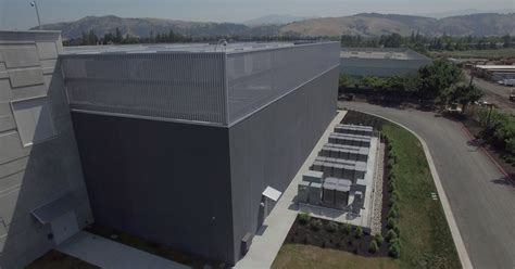 Data Centers And Fuel Cells Bloom Energy
