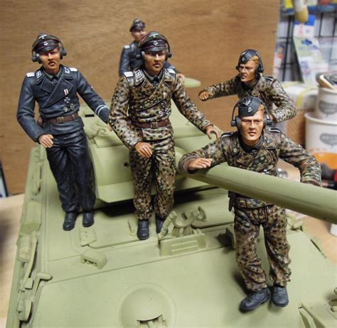 New Painted For 118 Tank Crew
