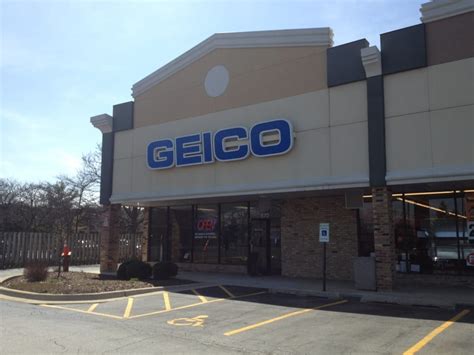 Geico offers customer support and service by phone, email and. Geico Insurance - Schaumburg, IL - Yelp