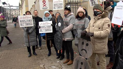 Smog nad Polską Przekroczone normy poziomu pyłu zawieszonego TVN24