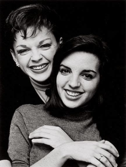 1963. London. Judy Garland and daughter Liza Minelli. Photo by Terry O