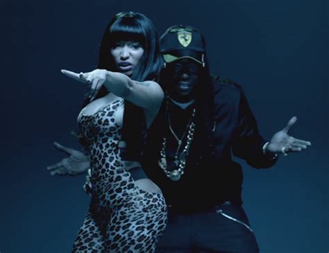 MUSIC VIDEO Nicki Minaj F 2 Chainz Beez In The Trap