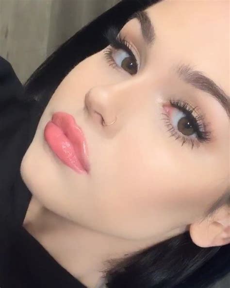 Up Close And Personal Maggie Lindemann Girls Makeup Maggie