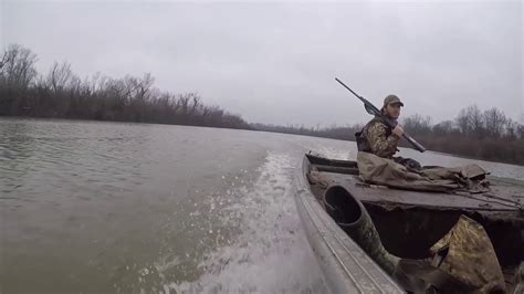 Late Season Duck Hunt Mississippi Delta Youtube