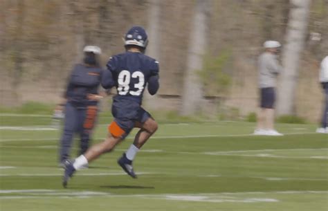 Jun 12, 2021 · the chicago bears recognized justin fields as a special talent and traded up for him with confidence that he can become a franchise quarterback. Justin Fields Isn't Only Chicago Bears Draft Pick Already ...