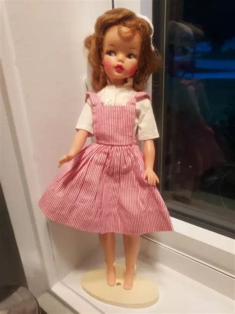 Vintage Ideal Tammy Nurses Aid Candy Striper Doll With Original Stand