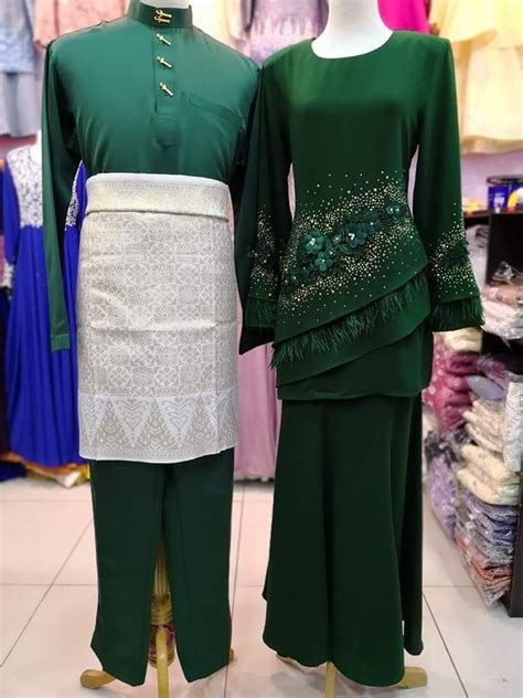 Although fashion valet is predominantly popular throughout malaysia, naelofar hijab reigns supreme for having the highest. baju sedondon raya 2018 | Model pakaian, Pakaian fashion ...