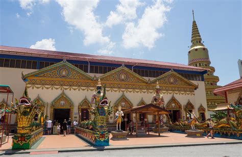 2020 top things to do in george town. Le temple Wat Chaiyamangalaram et son Bouddha allongé ...