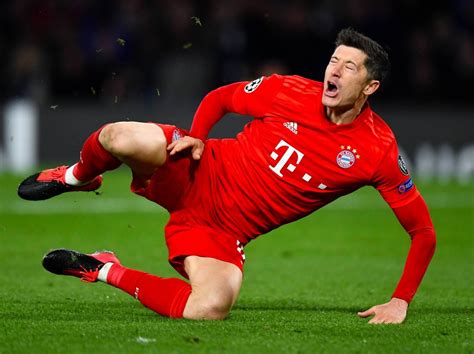 Początek jego kariery nie wyglądał jednak zbyt. Bild zu: Robert Lewandowski fehlt FC Bayern München vier ...