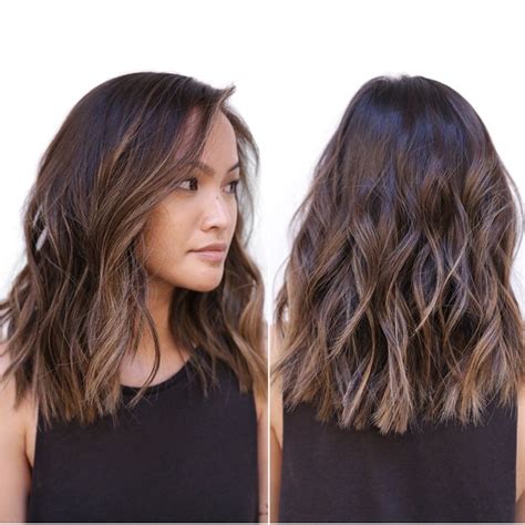 A lob is simply a longer bob hairstyle. 10 Latest Medium Wavy Hair Styles for Women: Shoulder ...
