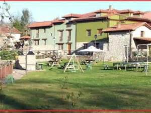 Estupenda casa dada de alta como alojamiento de turismo rural en núcleo rural tranquilo y bien comunicado a 10 min. Villa Ambasaguas, Casa Rural en Cangas De Onis, Asturias ...
