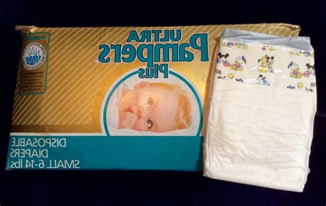 Vintage Ultra Pampers Plastic Backed Baby Diaper Sz