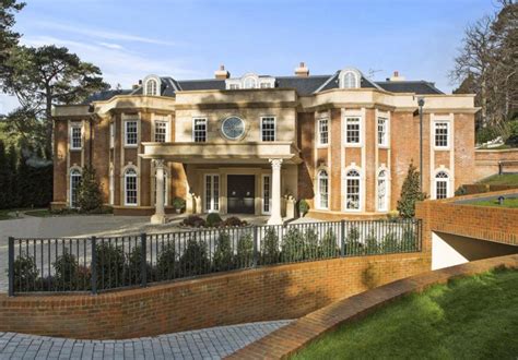 17000 Square Foot Brick Mansion In Surrey England Homes Of The Rich