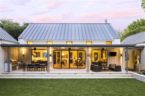 One story farmhouse plans wrap around porch fresh two ... A house plan that allows you to step into the past with a nostalgic three/four bedroom farmhouse design with all the modern amenities you and your family want and expect.