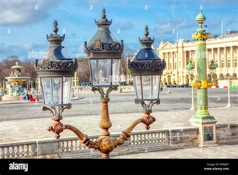 Street Lamps Of Place De La Concorde In Paris Stock Photo Alamy