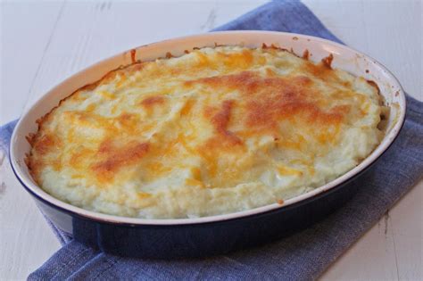 Follw this recipe to learn how to make perfect shepherd's pie.printable version. Low Carb Shepherds Pie