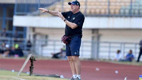 Arema fc dan persikabo akan dijadwalkan, piala menpora 2021 akan berlangsung sampai dengan partai final pada tanggal 25. Jelang Perempat Final Piala Menpora 2021, Coach Persib ...