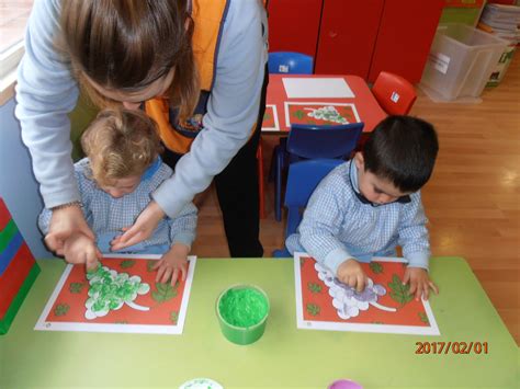 Las fiestas infantiles son el momento perfecto para demostrar tus dotes imaginativas, inventando los juegos más originales y divertidos para los pequeños de la casa. Juegos Para Niños De 5 A 6 Años En Casa - Tengo un Juego